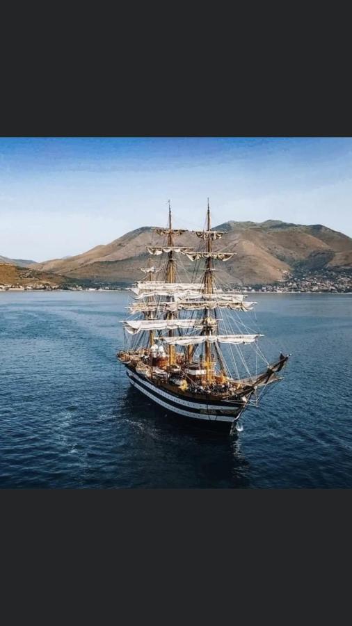 Cali-Formia B&B Εξωτερικό φωτογραφία